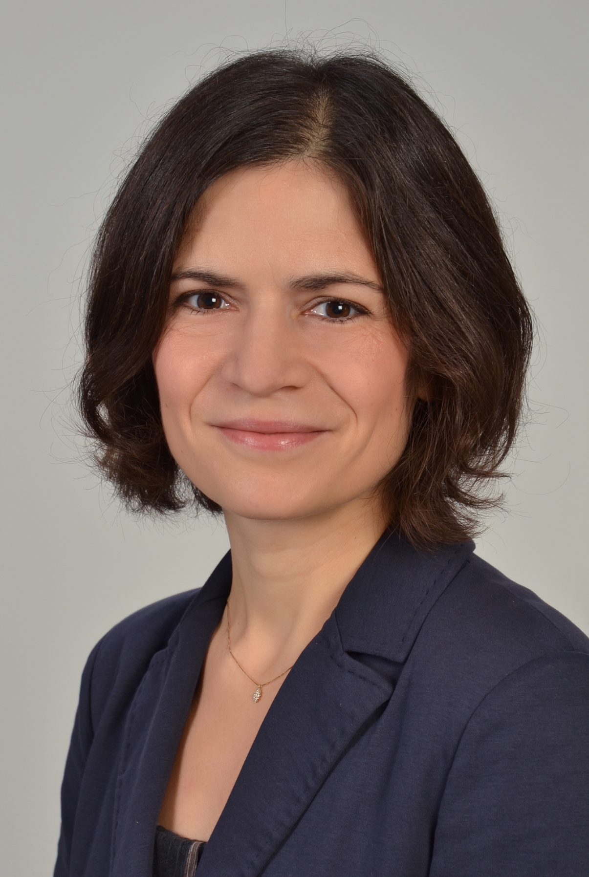 Professor Elizabeta Ivičević Karas