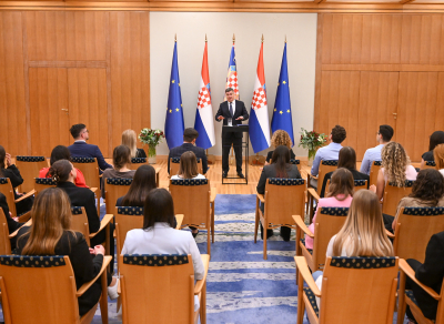 Students of the Faculty of Law Visit the President of the Republic of Croatia